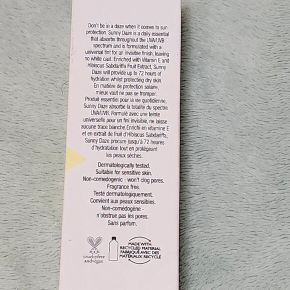 Bondi Sands Sunny Daze SPF50 Mineral Tinted Moisturizer 50ml - Picture 3 of 11